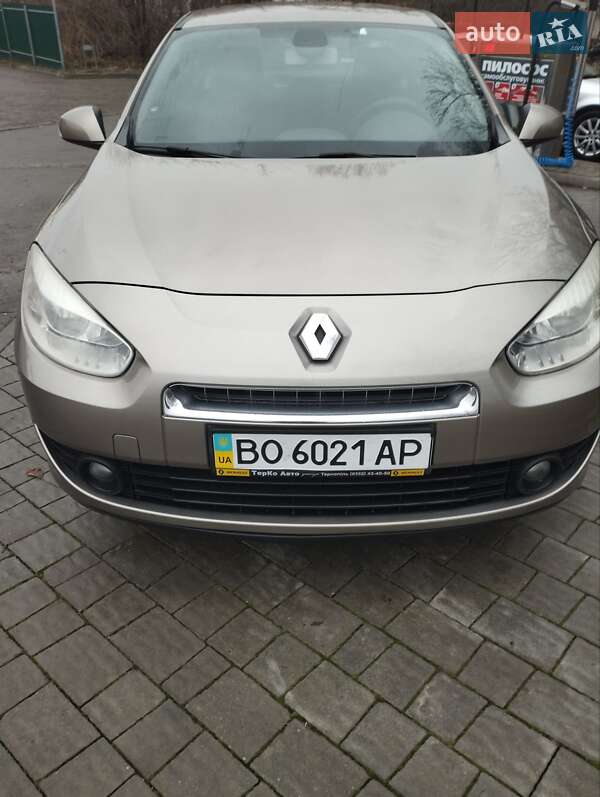Седан Renault Fluence 2010 в Тернополе