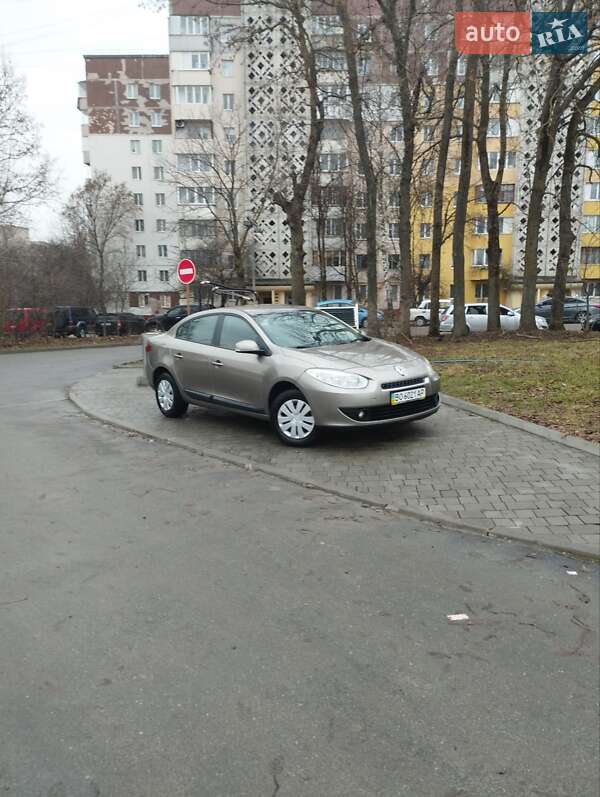 Седан Renault Fluence 2010 в Тернополе