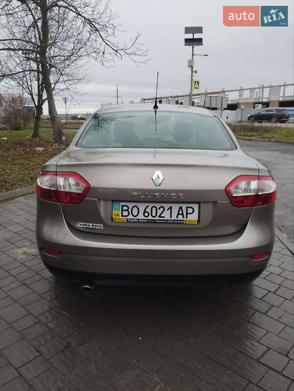 Седан Renault Fluence 2010 в Тернополе