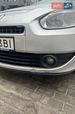 Седан Renault Fluence 2012 в Львове