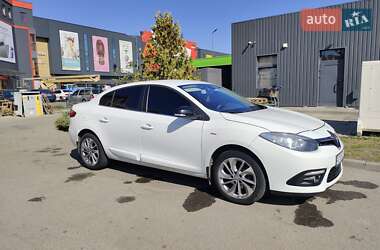 Седан Renault Fluence 2015 в Івано-Франківську