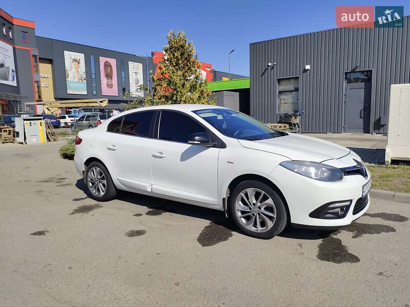 Седан Renault Fluence 2015 в Ивано-Франковске