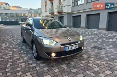 Седан Renault Fluence 2011 в Івано-Франківську