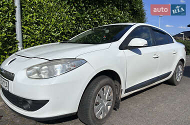 Седан Renault Fluence 2011 в Малій Висці