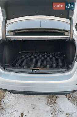 Седан Renault Fluence 2009 в 