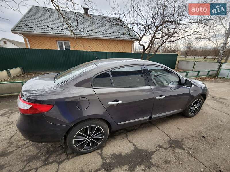 Седан Renault Fluence 2012 в Умани