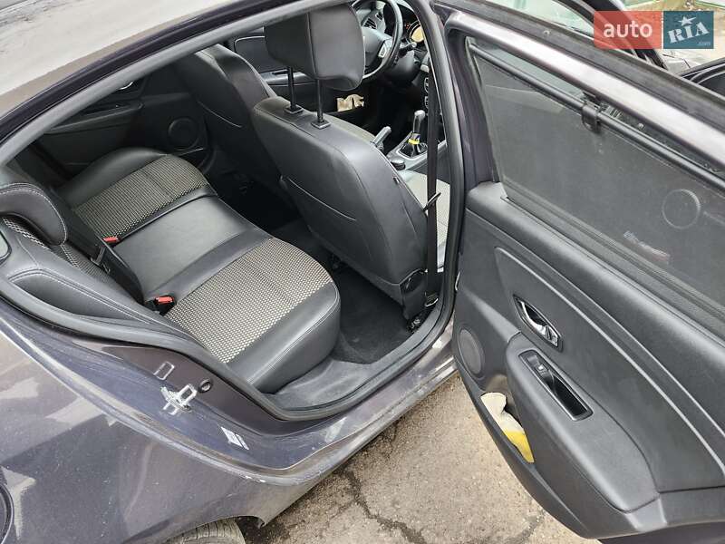 Седан Renault Fluence 2012 в Умани