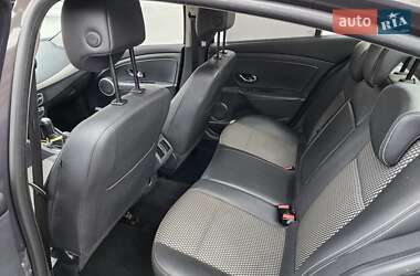 Седан Renault Fluence 2012 в 