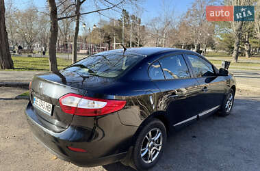 Седан Renault Fluence 2010 в 