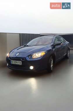 Седан Renault Fluence 2011 в Полонному