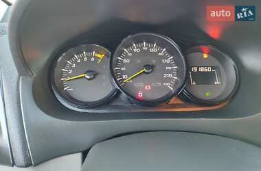 Седан Renault Fluence 2012 в 