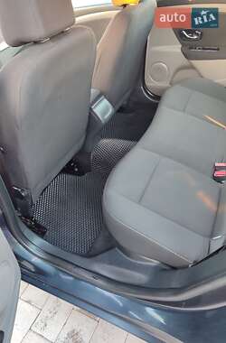 Седан Renault Fluence 2012 в 