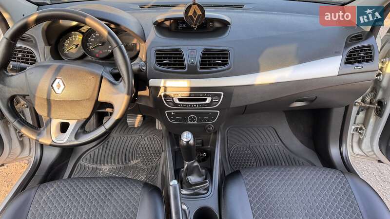 Седан Renault Fluence 2012 в Сумах