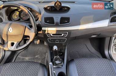 Седан Renault Fluence 2012 в 