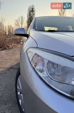 Седан Renault Fluence 2012 в 