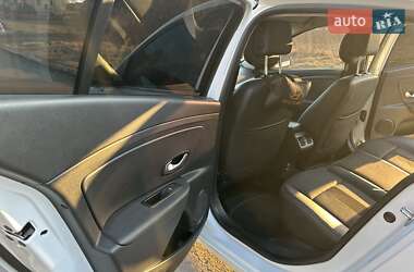 Седан Renault Fluence 2011 в 
