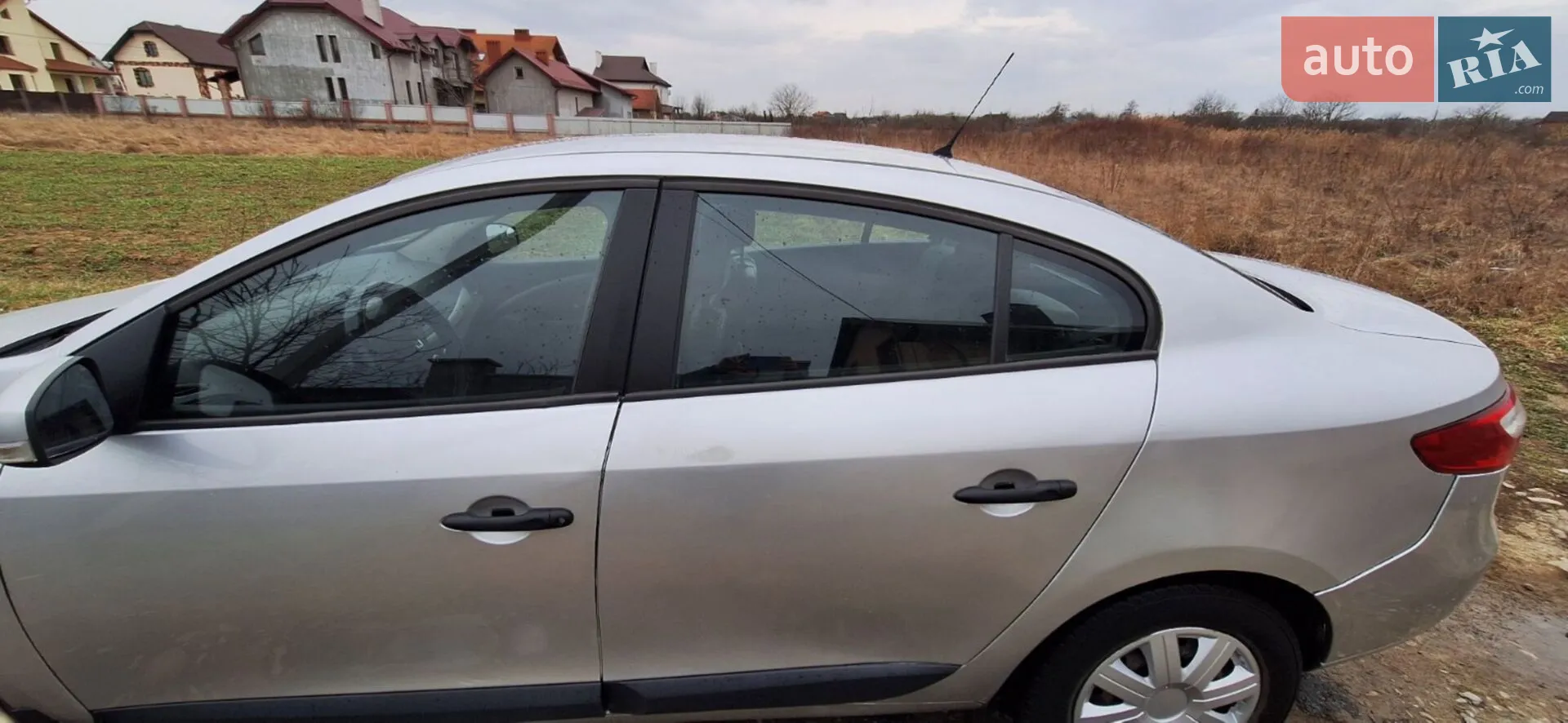2010 Renault Fluence - мініатюра 5