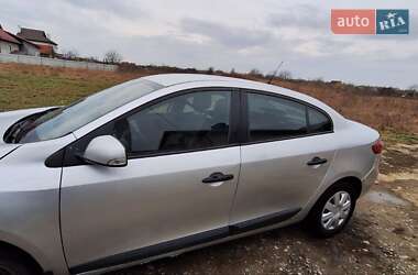 Седан Renault Fluence 2010 в Ивано-Франковске