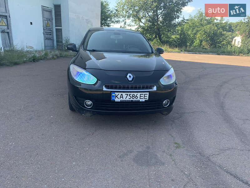 Седан Renault Fluence 2011 в Чернигове