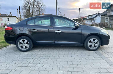 Седан Renault Fluence 2009 в 
