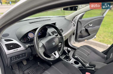 Седан Renault Fluence 2013 в 