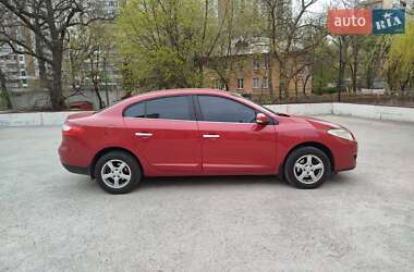 Седан Renault Fluence 2010 в 