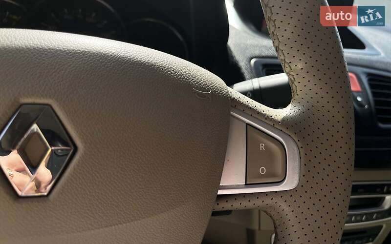 Седан Renault Fluence 2010 в Мукачево фото 14 Седан Renault Fluence 2010 в Мукачево