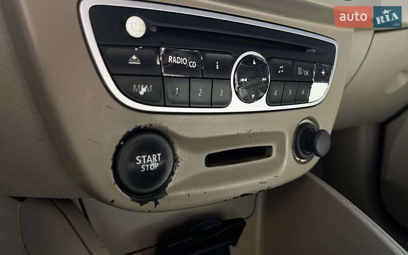 Седан Renault Fluence 2010 в Мукачево фото 18 Седан Renault Fluence 2010 в Мукачево
