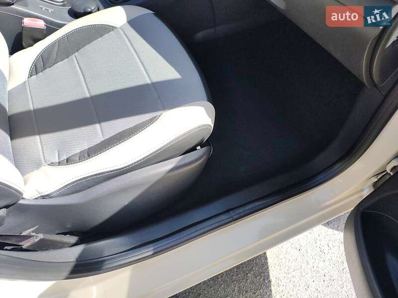 Седан Renault Fluence 2013 в Бердичеві