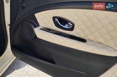 Седан Renault Fluence 2013 в 