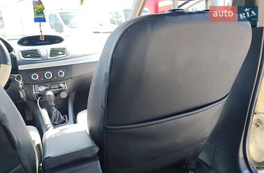 Седан Renault Fluence 2013 в 