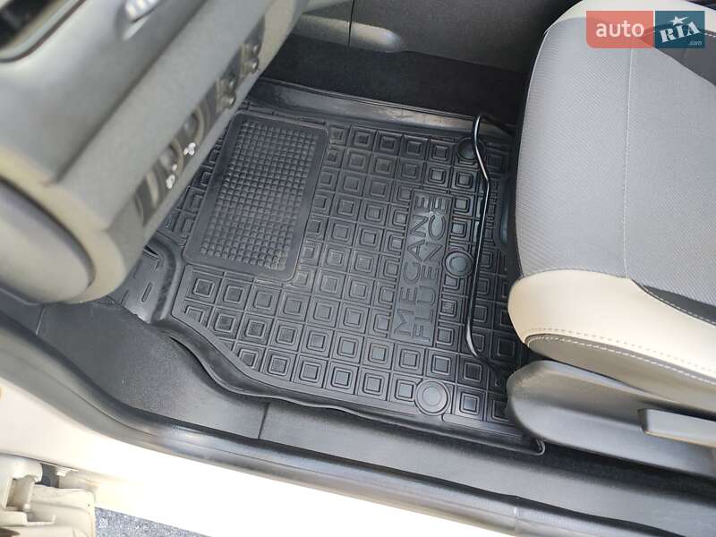 Седан Renault Fluence 2013 в Бердичеві