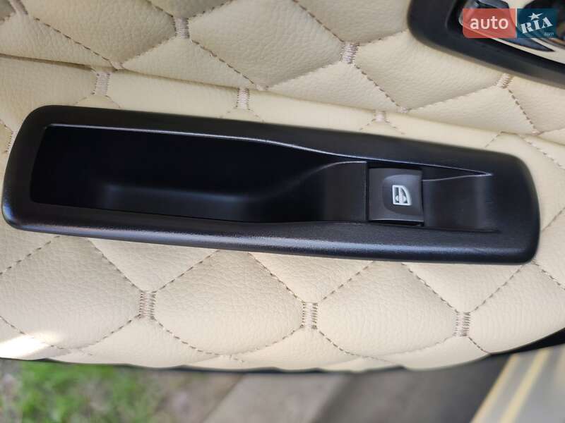 Седан Renault Fluence 2013 в Бердичеві