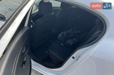 Седан Renault Fluence 2013 в 