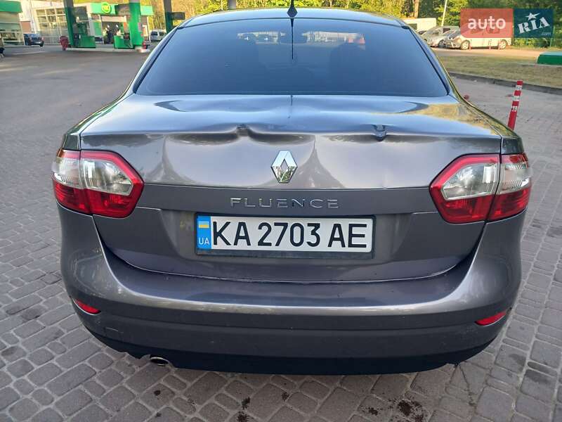 Седан Renault Fluence 2011 в Киеве