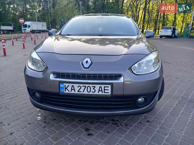 Седан Renault Fluence 2011 в Киеве