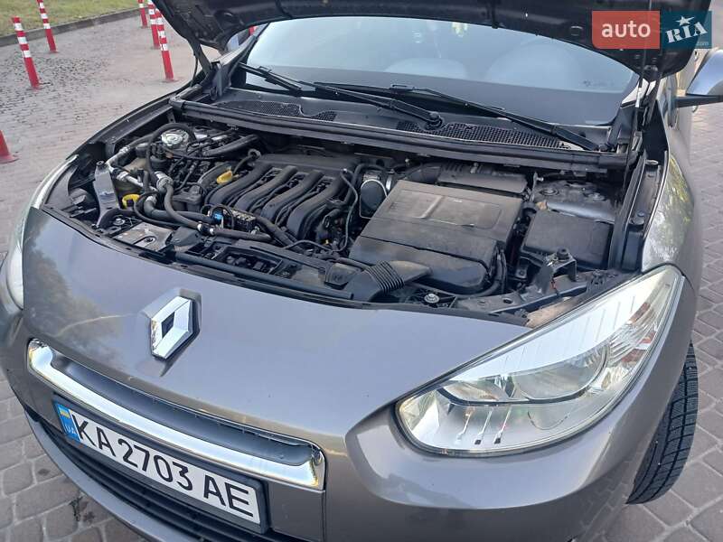 Седан Renault Fluence 2011 в Киеве