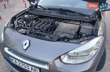 Седан Renault Fluence 2011 в 