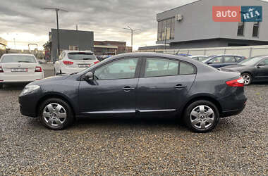 Седан Renault Fluence 2012 в 