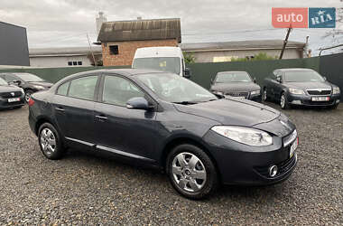 Седан Renault Fluence 2012 в 