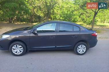 Седан Renault Fluence 2013 в 