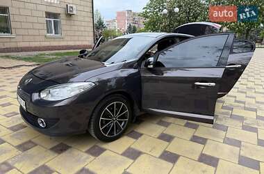 Седан Renault Fluence 2012 в 