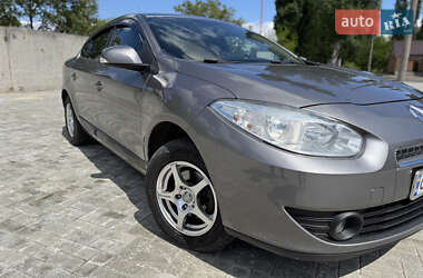 Седан Renault Fluence 2012 в 