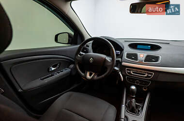 Седан Renault Fluence 2011 в 