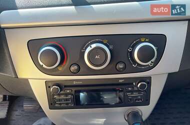 Седан Renault Fluence 2015 в 
