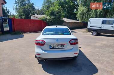Седан Renault Fluence 2015 в 