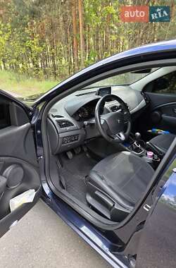 Седан Renault Fluence 2010 в 