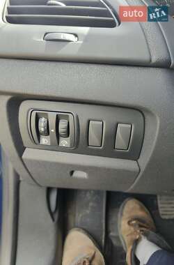 Седан Renault Fluence 2011 в 