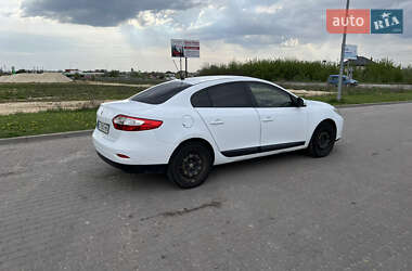 Седан Renault Fluence 2012 в 