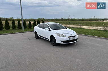Седан Renault Fluence 2012 в 